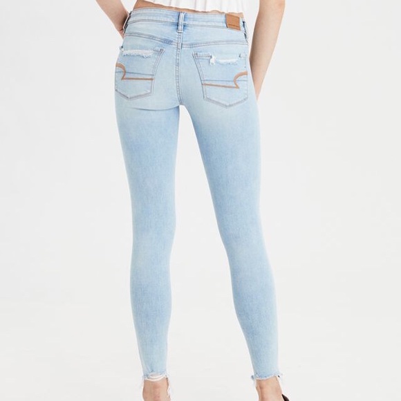 AEO Light-Wash Distressed Jegging (NWOT) - Picture 3 of 8